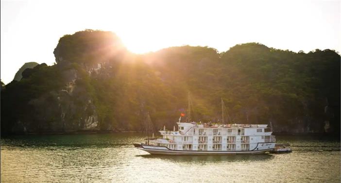 Du thuyền Le Journey Premium Hạ Long